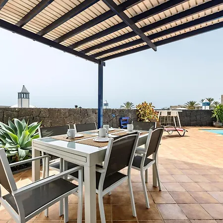 Liv Playa Blanca (Lanzarote)